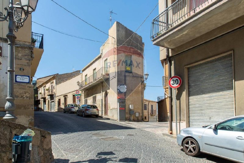 Maison individuelle à Agira