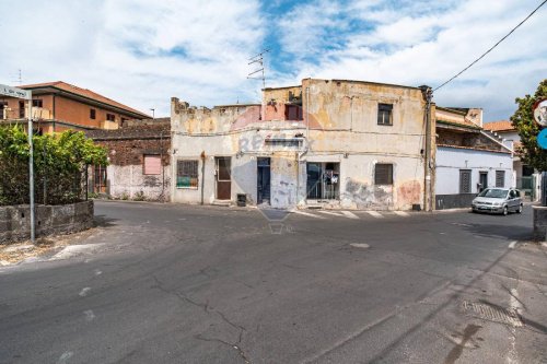 Einfamilienhaus in Tremestieri Etneo