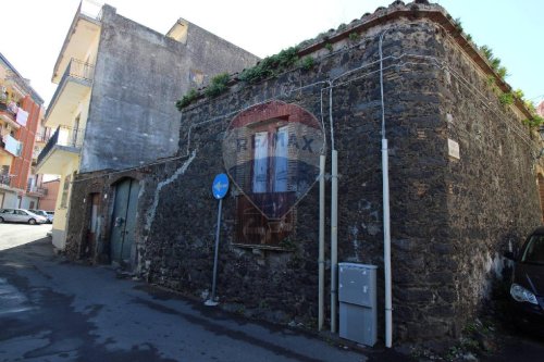 House in Mascalucia