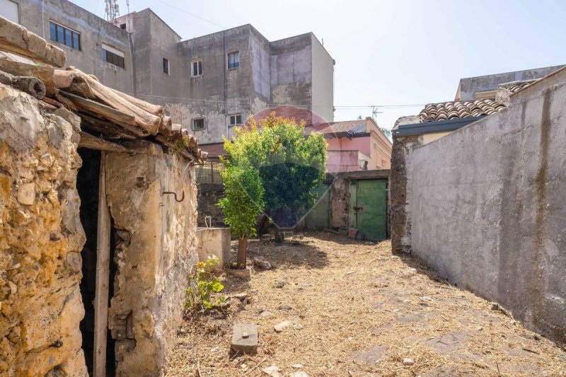 Maison individuelle à San Gregorio di Catania