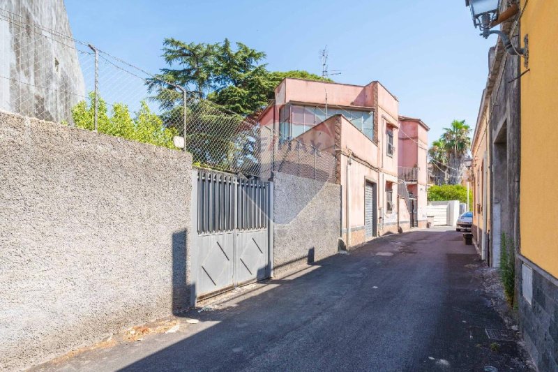 Detached house in Mascalucia