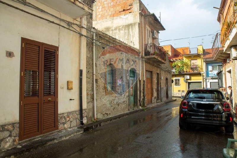 Vrijstaande woning in Calatabiano