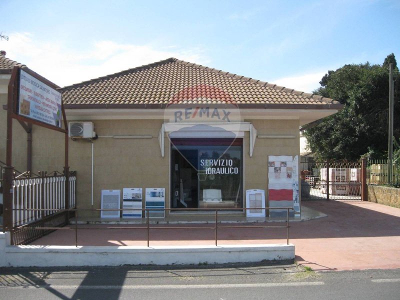 Edifício comercial em Augusta