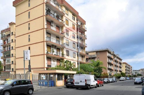 Edifício comercial em Catânia