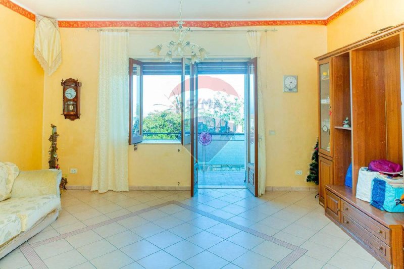 Apartamento en Acireale