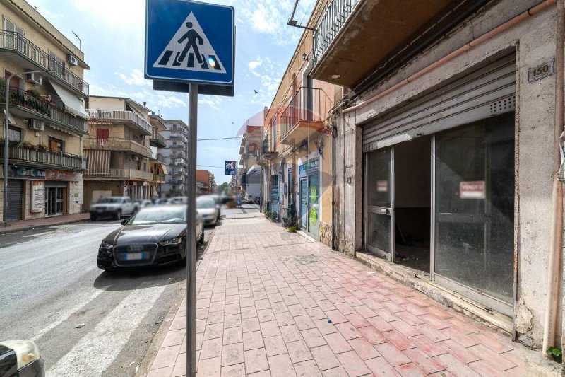 Commercial property in Gela