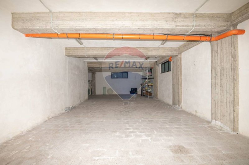 Inmueble comercial en Caltagirone