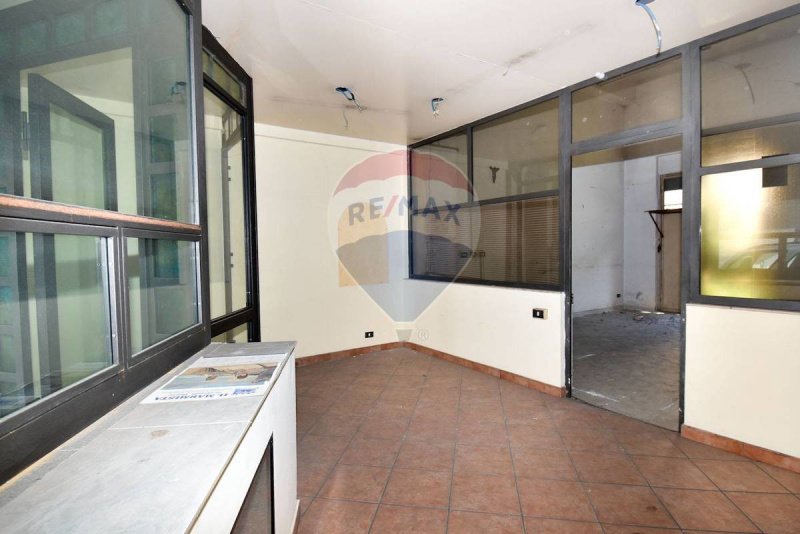 Inmueble comercial en Giarre