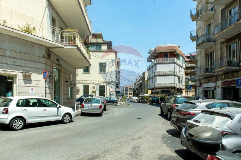 Edifício comercial em Catânia