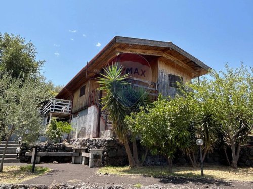 Einfamilienhaus in Zafferana Etnea