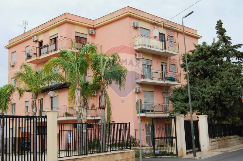 Wohnung in Terrasini