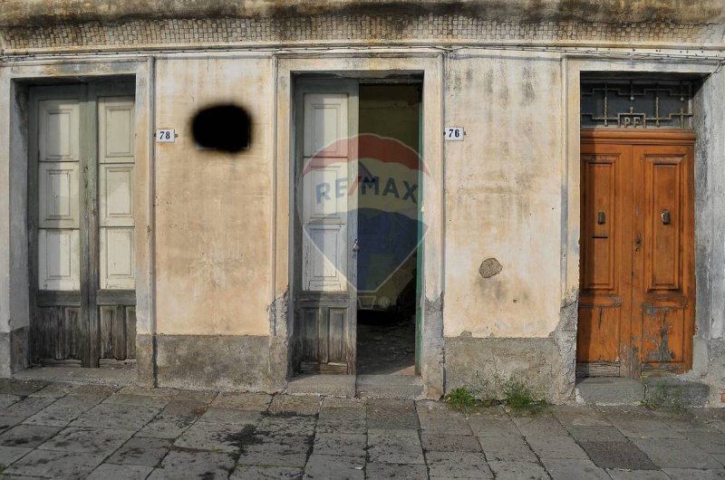 Maison individuelle à Piedimonte Etneo