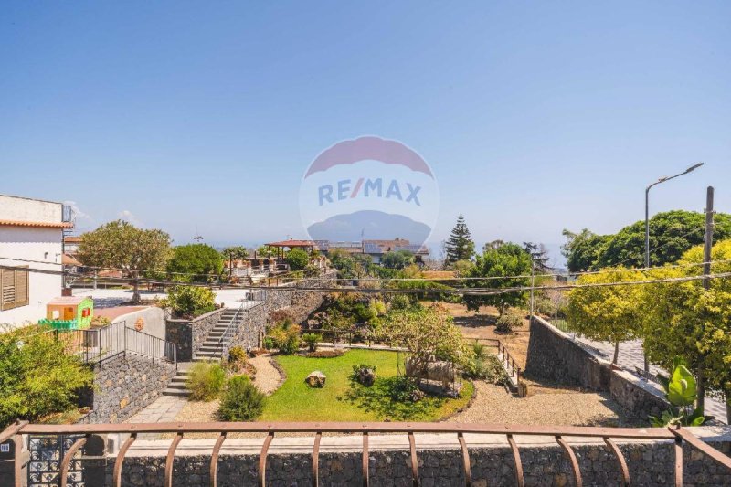 Semi-detached house in Acireale