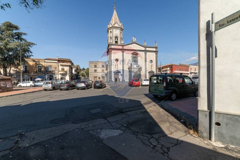 Casa indipendente a Trecastagni