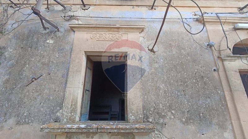 Farmhouse in Chiaramonte Gulfi