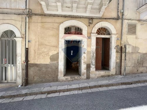 Edifício comercial em Ragusa