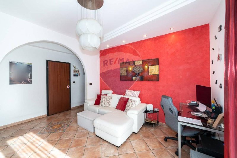 Apartment in Aci Catena