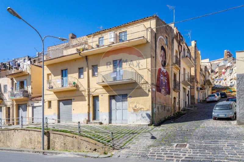 Detached house in Caltagirone