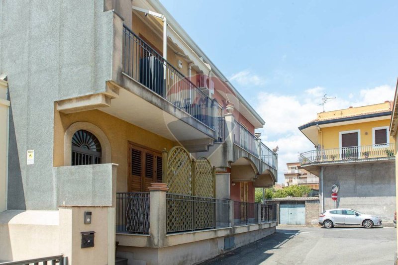 Apartamento en Acireale