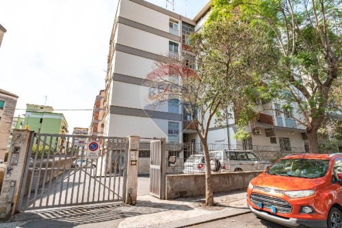 Apartamento em Catânia