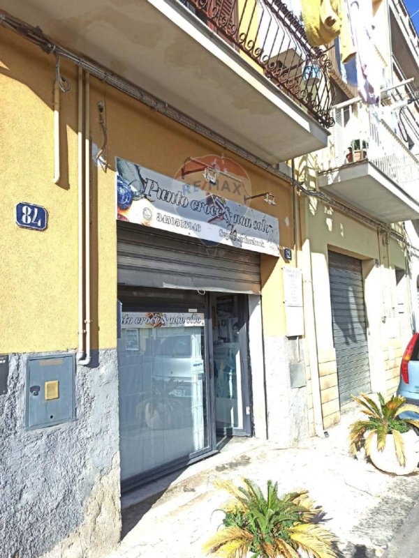 Inmueble comercial en Caltagirone