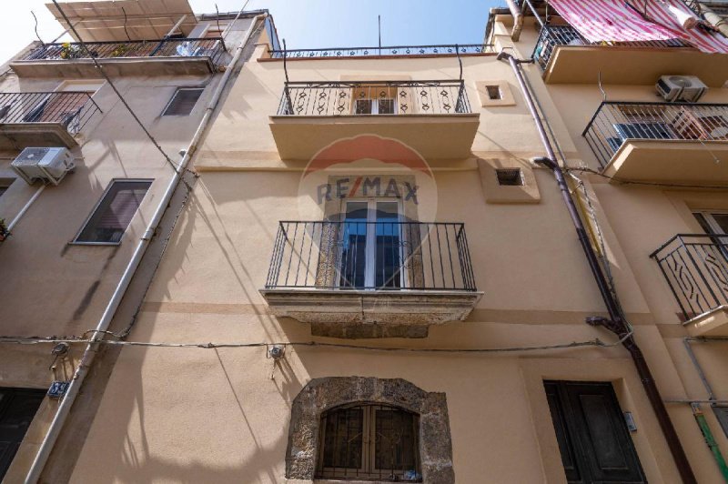 Vrijstaande woning in Caltagirone