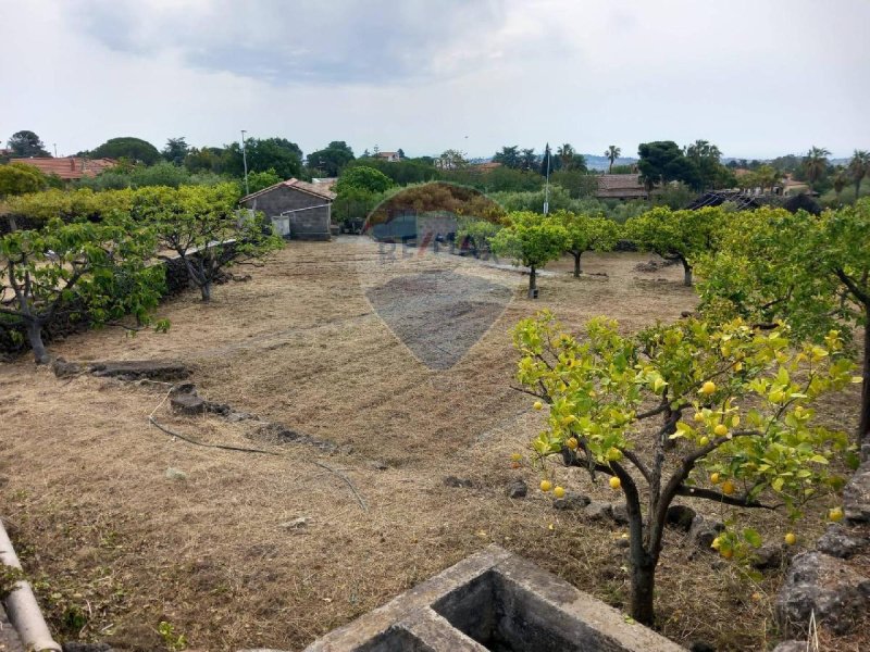 Landbouwgrond in Tremestieri Etneo