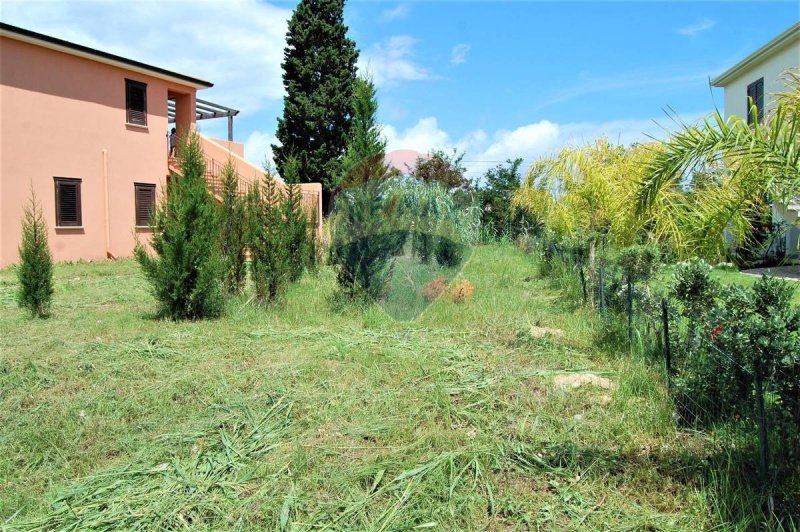 Appartement à Campofelice di Roccella