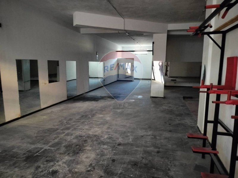 Inmueble comercial en Misterbianco