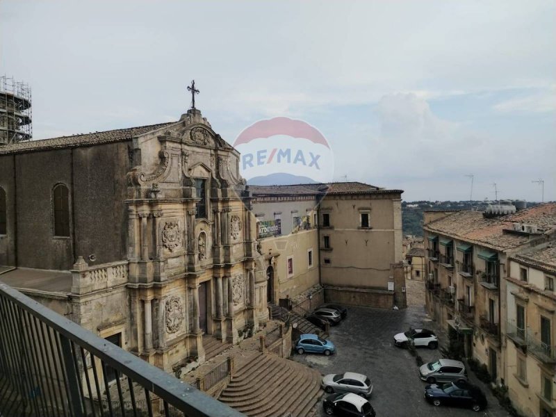 Lägenhet i Caltagirone