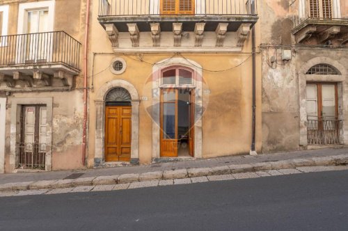 Vrijstaande woning in Ragusa