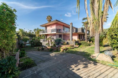 Villa in Acireale