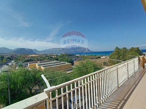 Apartamento en Isola delle Femmine