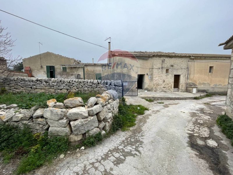 Casa independiente en Ragusa