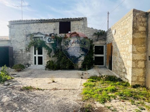 Farmhouse in Ragusa