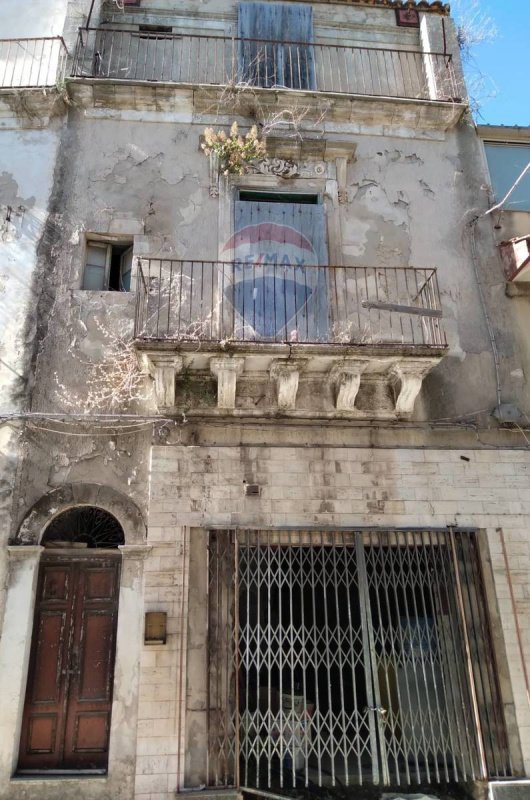 Casa independiente en Ragusa