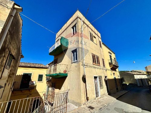 Detached house in Ragusa