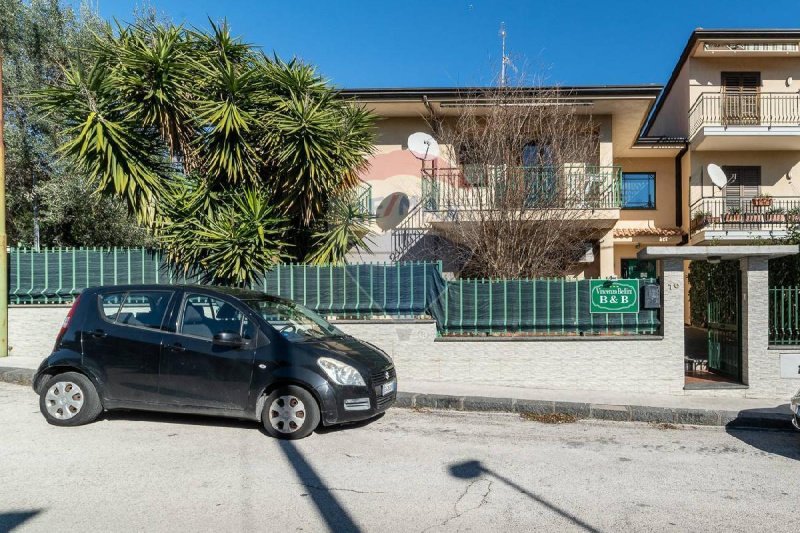 Maison mitoyenne à Valverde