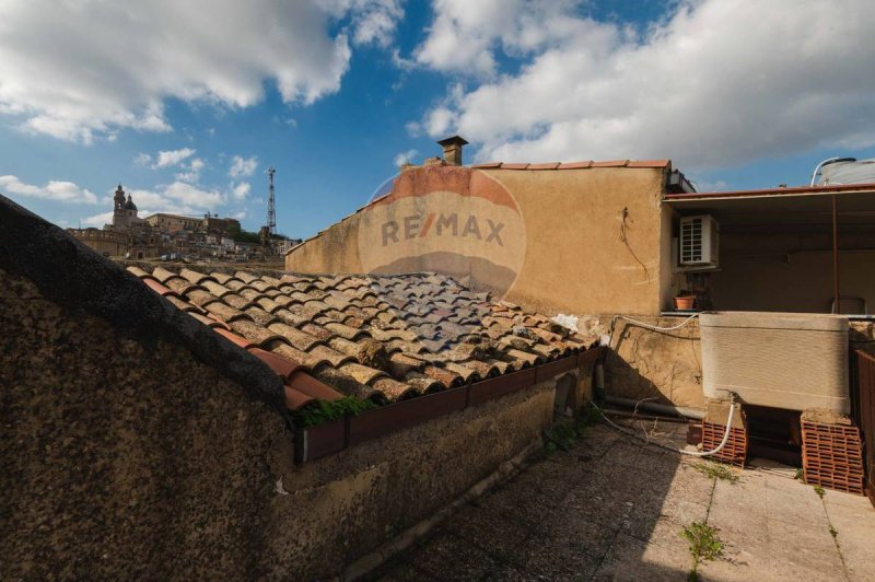 Casa independente em Caltagirone