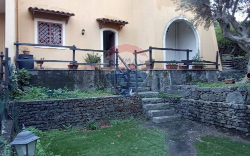 Villa in Viagrande