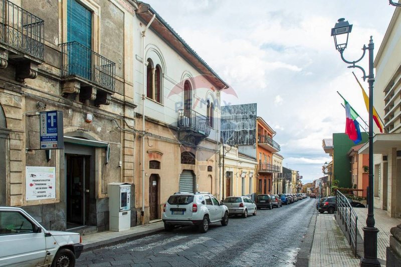 Casa independiente en Santa Venerina