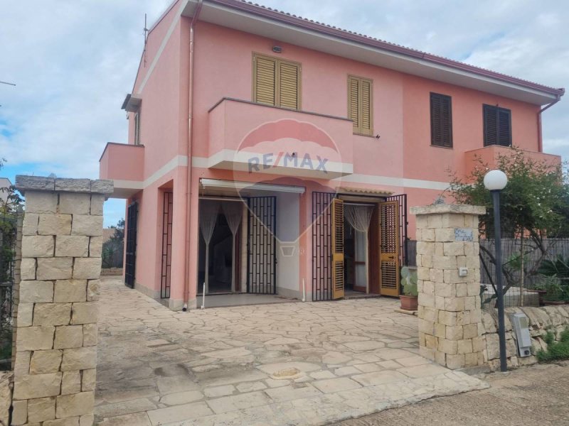 Casa adosada en Ispica