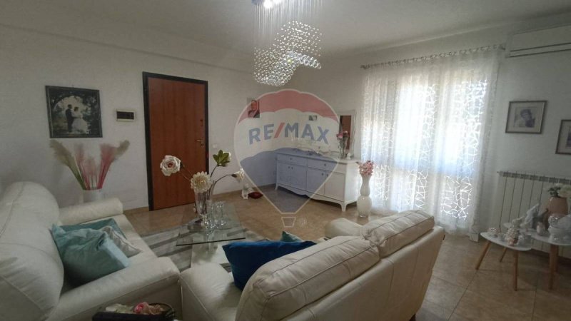 Casa semi-independiente en Comiso