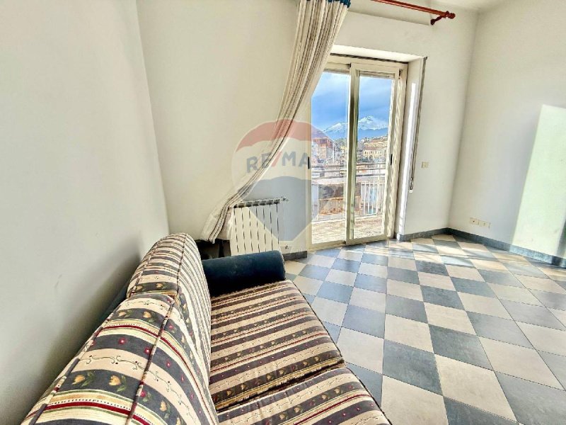 Apartamento en Acireale