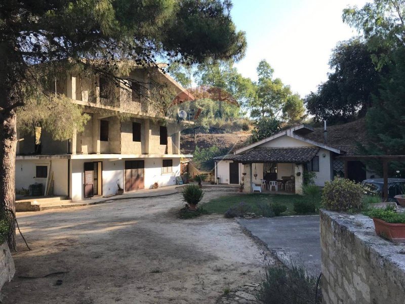 格拉姆米凯莱别墅