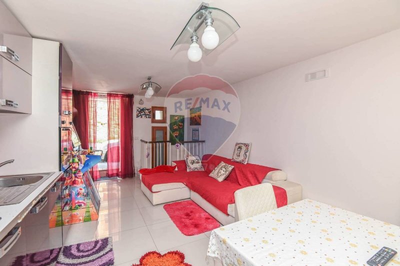 卡尔塔吉罗内半独立房屋