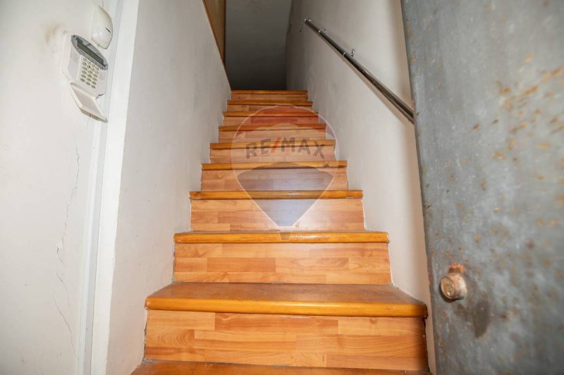 卡尔塔吉罗内半独立房屋