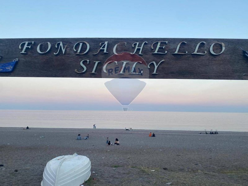 Takvåning i Mascali