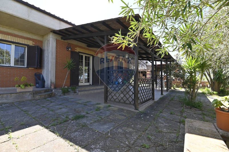 卡尔塔吉罗内别墅