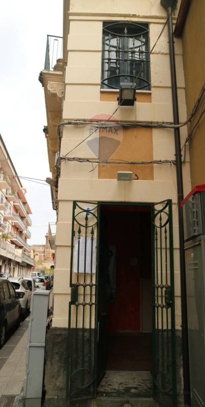 Immobile commerciale a San Giovanni la Punta